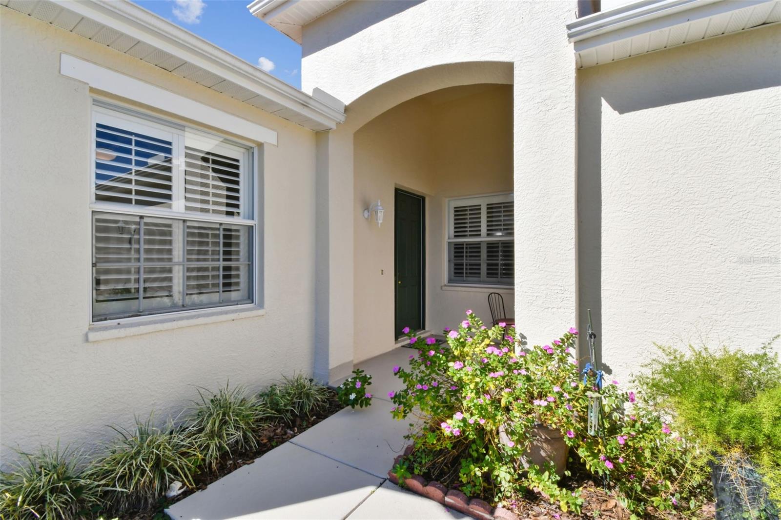 GROVES PH 02 CLUB VILLAS - Residential