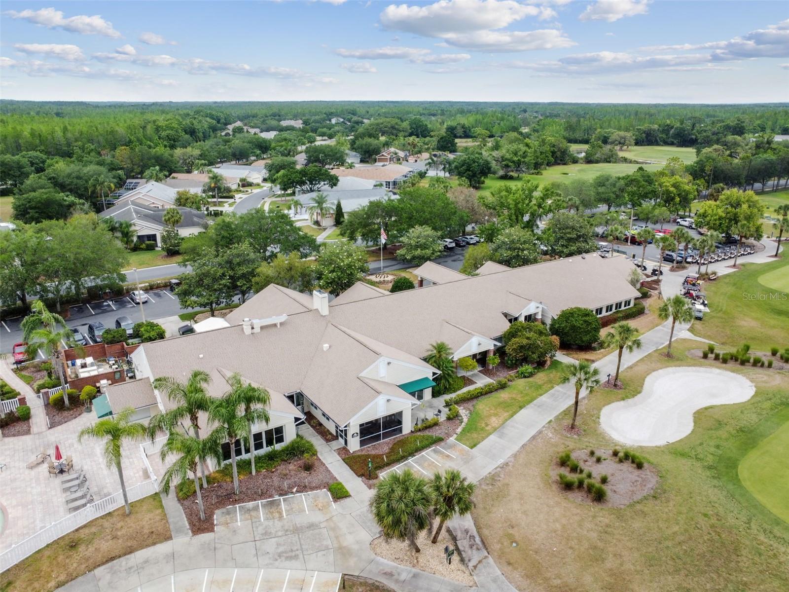 GROVES PH 02 CLUB VILLAS - Residential