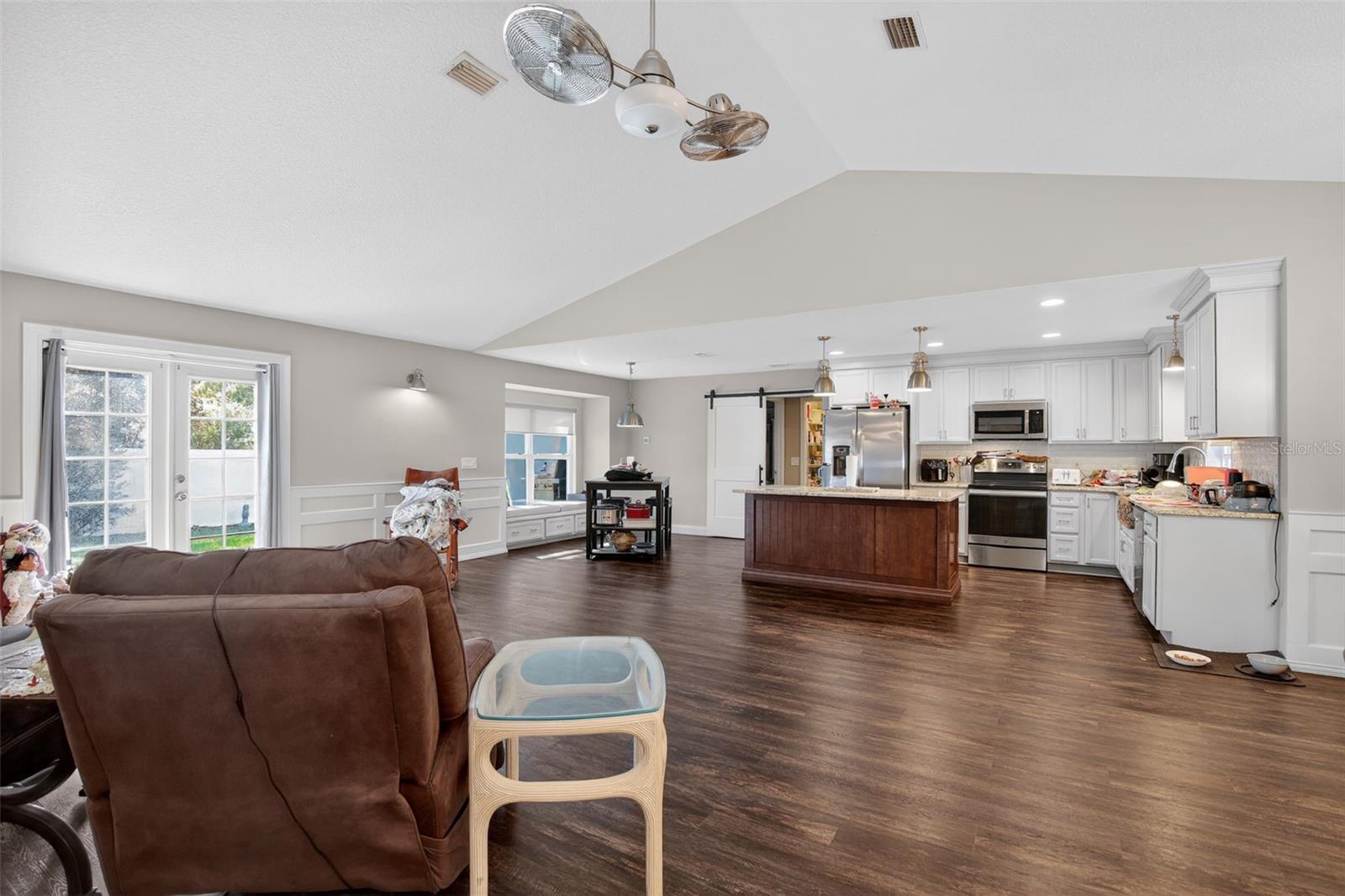 OAK RIDGE ESTATE - Residential