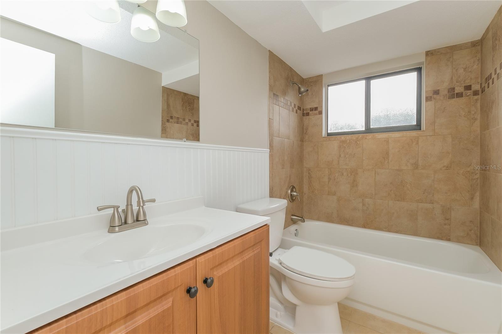 HOLIDAY LAKE ESTATES - Residential Lease