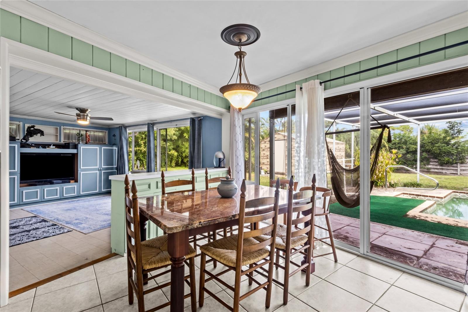 508 VALENCIA ROAD