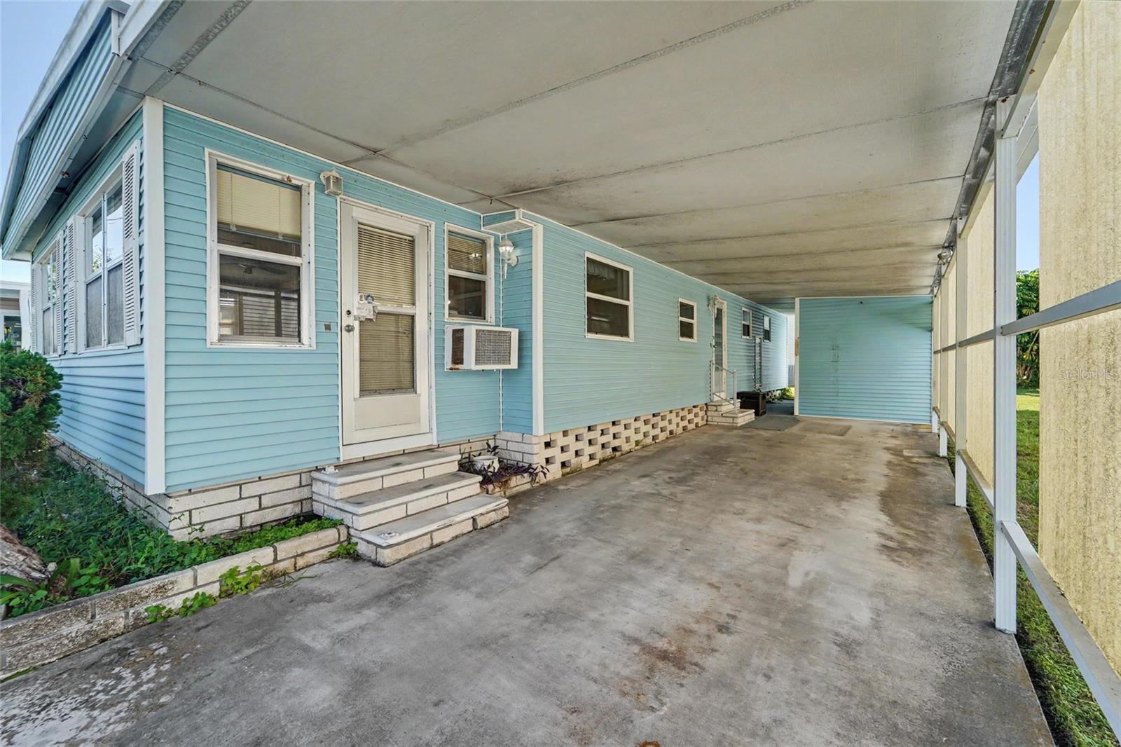 1500 COUNTY ROAD 1 219