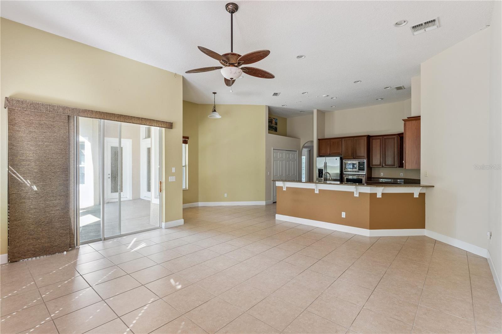 LIVE OAK RESERVE UNIT THREE - Residential