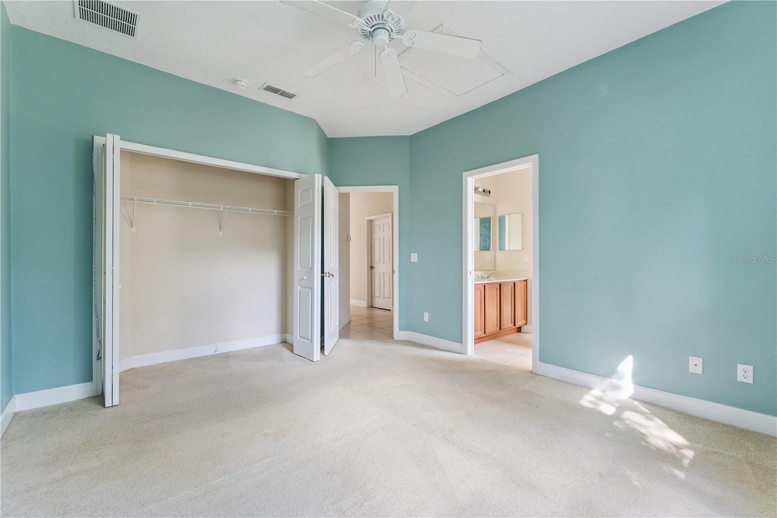 LIVE OAK RESERVE UNIT THREE - Residential