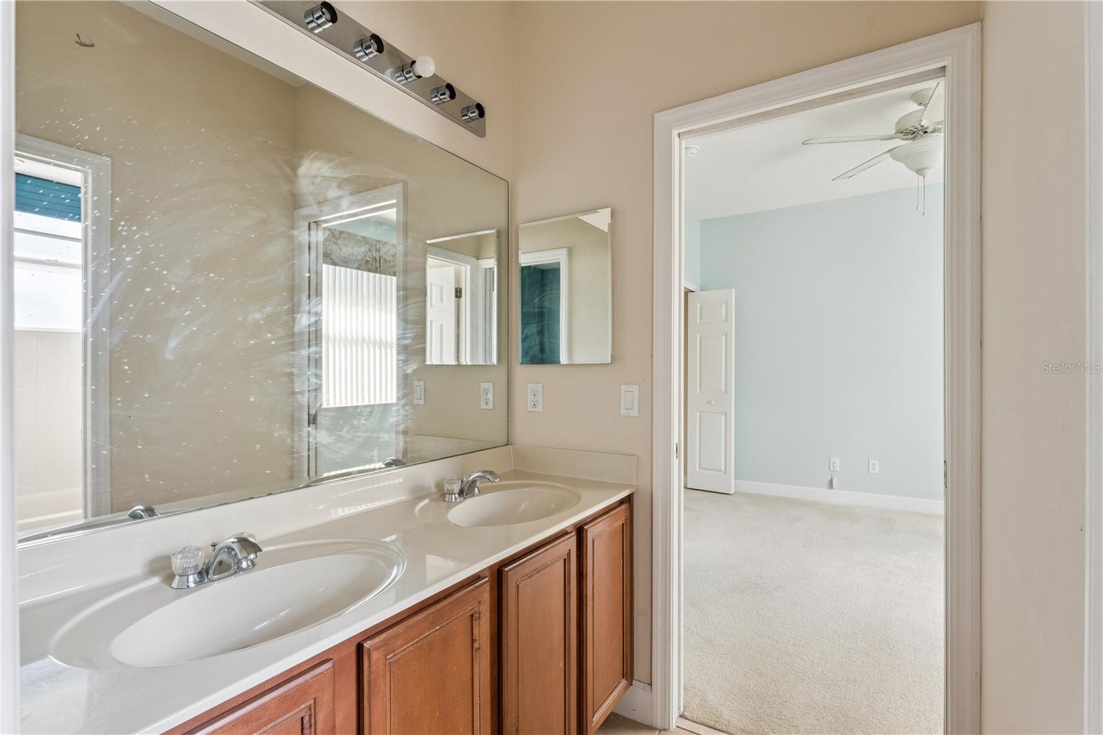 LIVE OAK RESERVE UNIT THREE - Residential