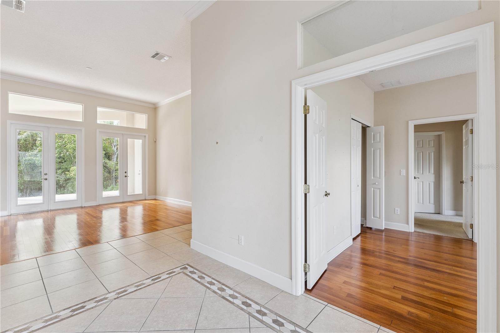 LIVE OAK RESERVE UNIT THREE - Residential