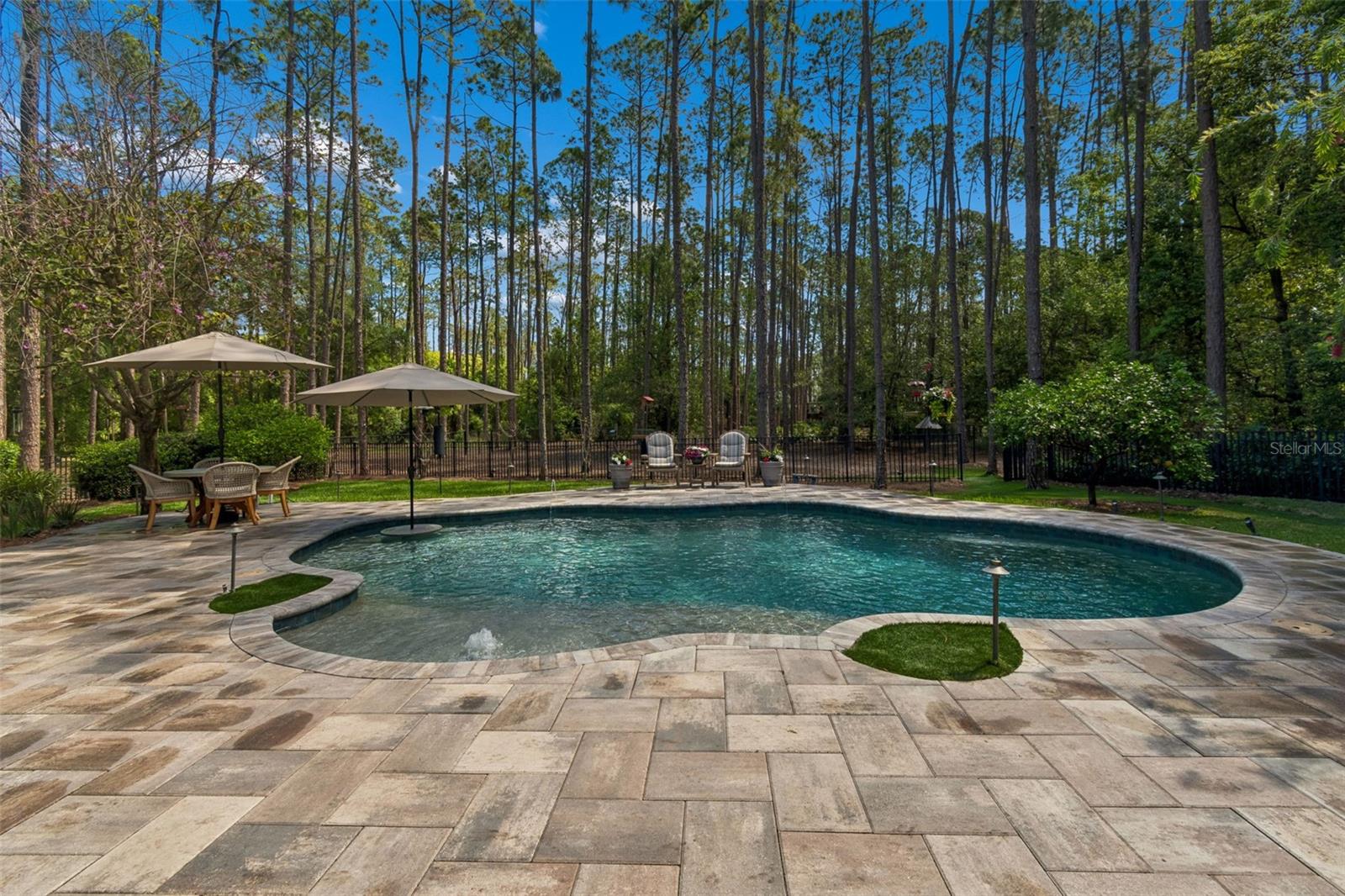 PINE CREST ESTATES - Residential