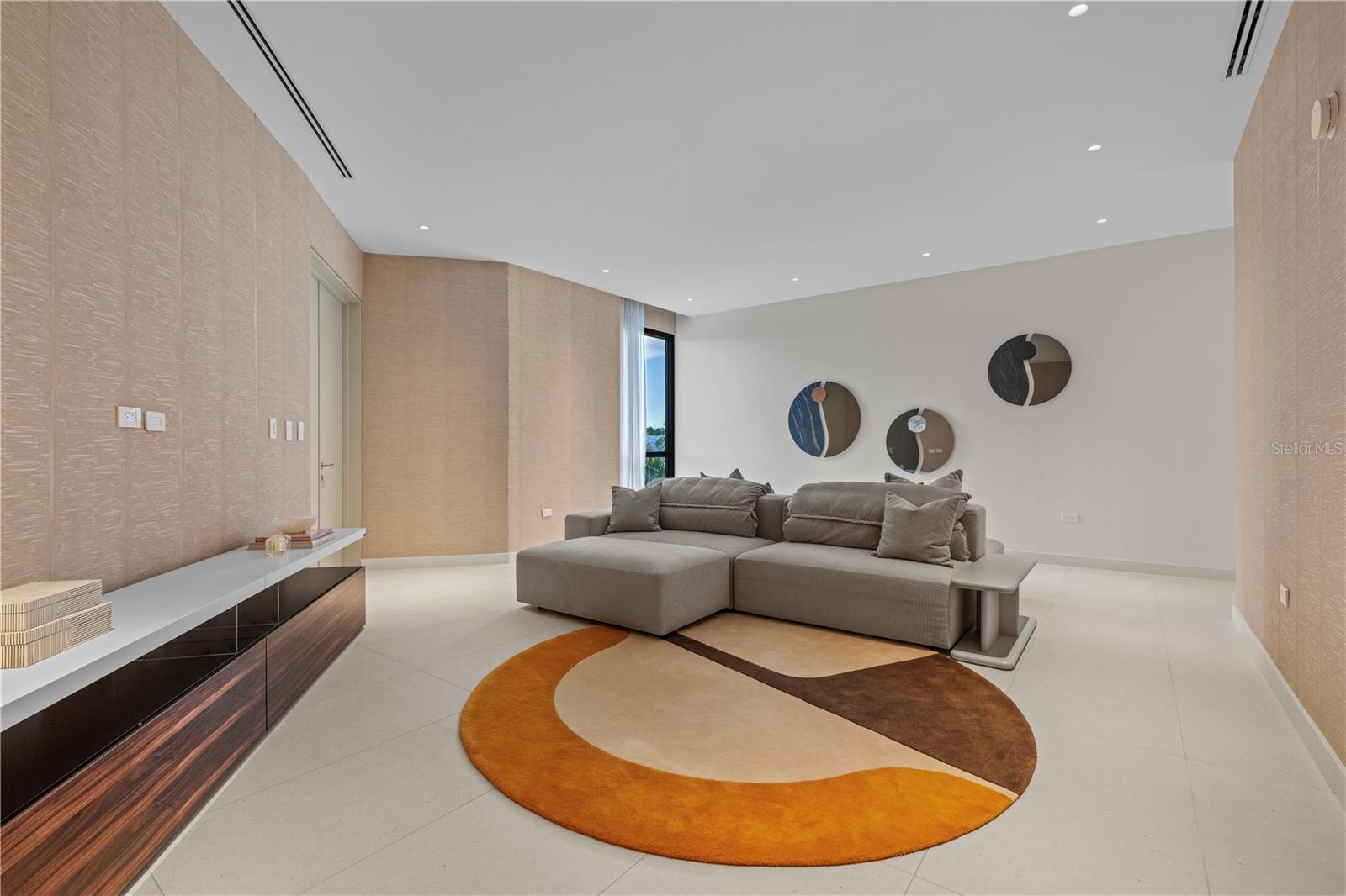 DORADO COUNTRY ESTATES - Residential