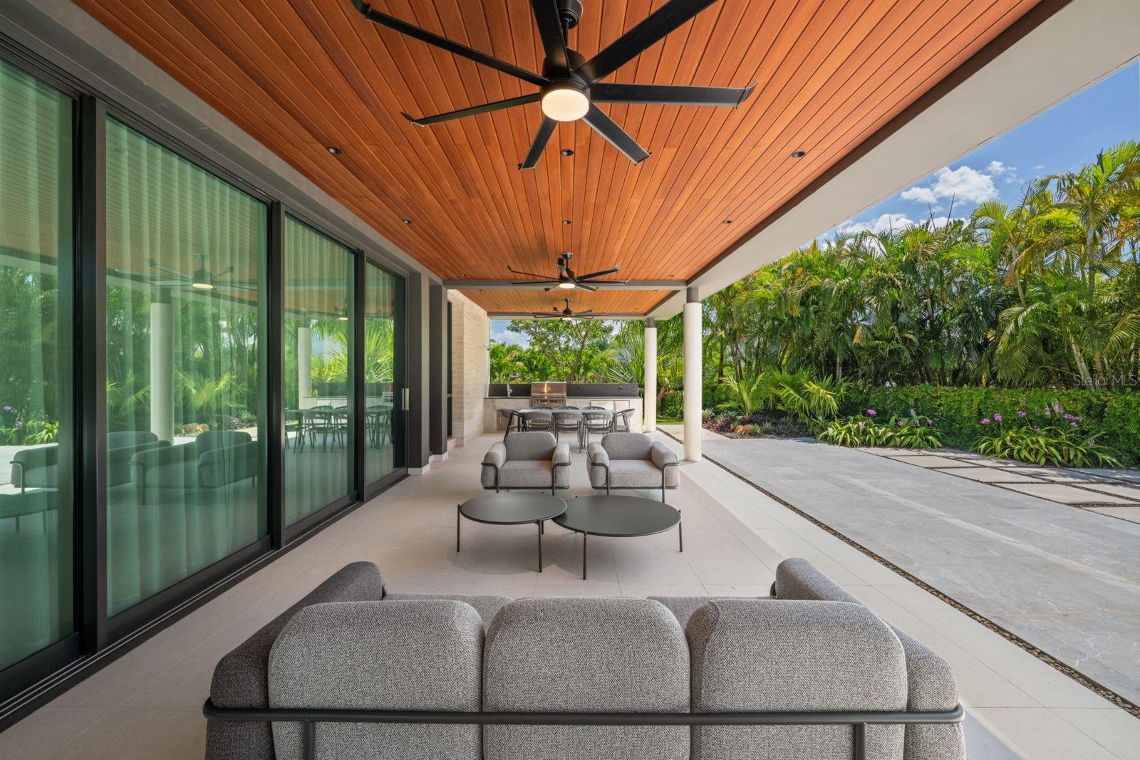 DORADO COUNTRY ESTATES - Residential