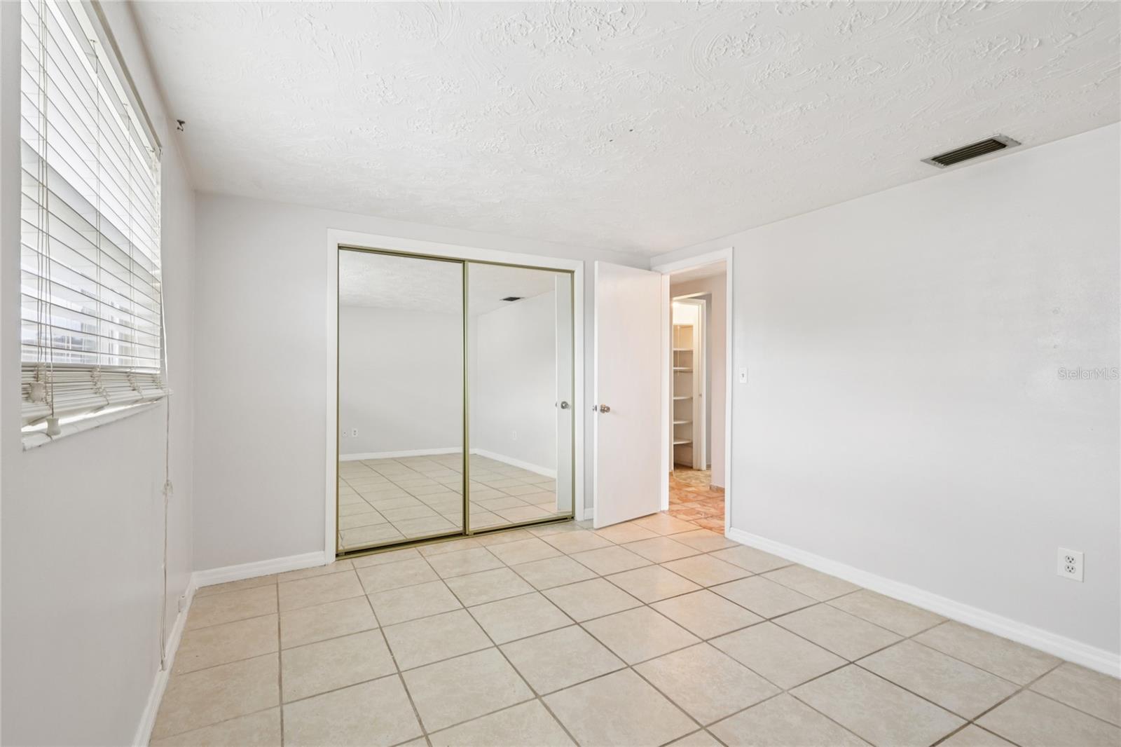 ALOHA GARDENS - Residential