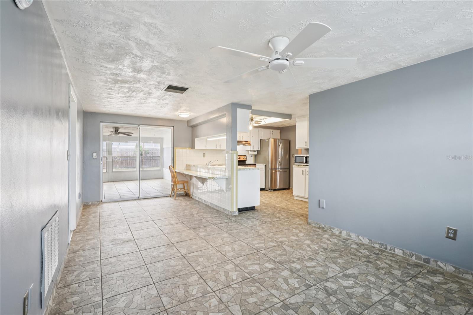 ALOHA GARDENS - Residential