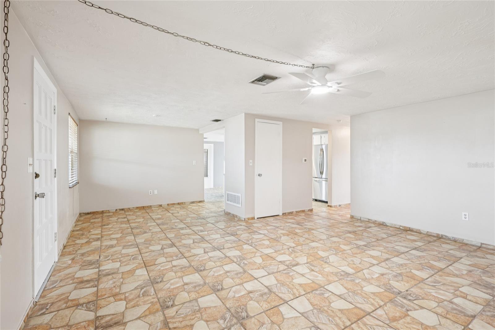 ALOHA GARDENS - Residential