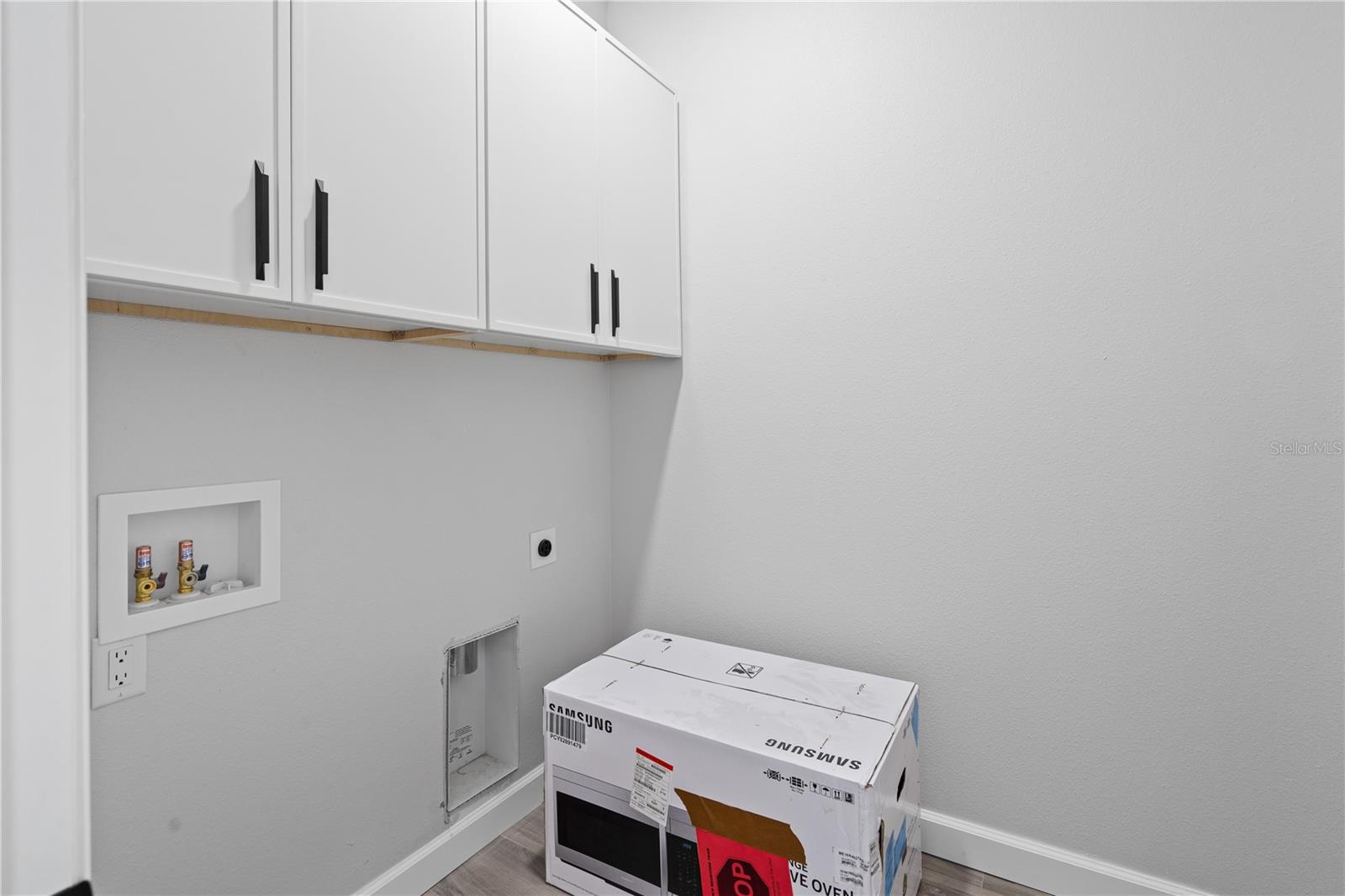 CHIEFLAND COUNTRY ESTATES - Residential