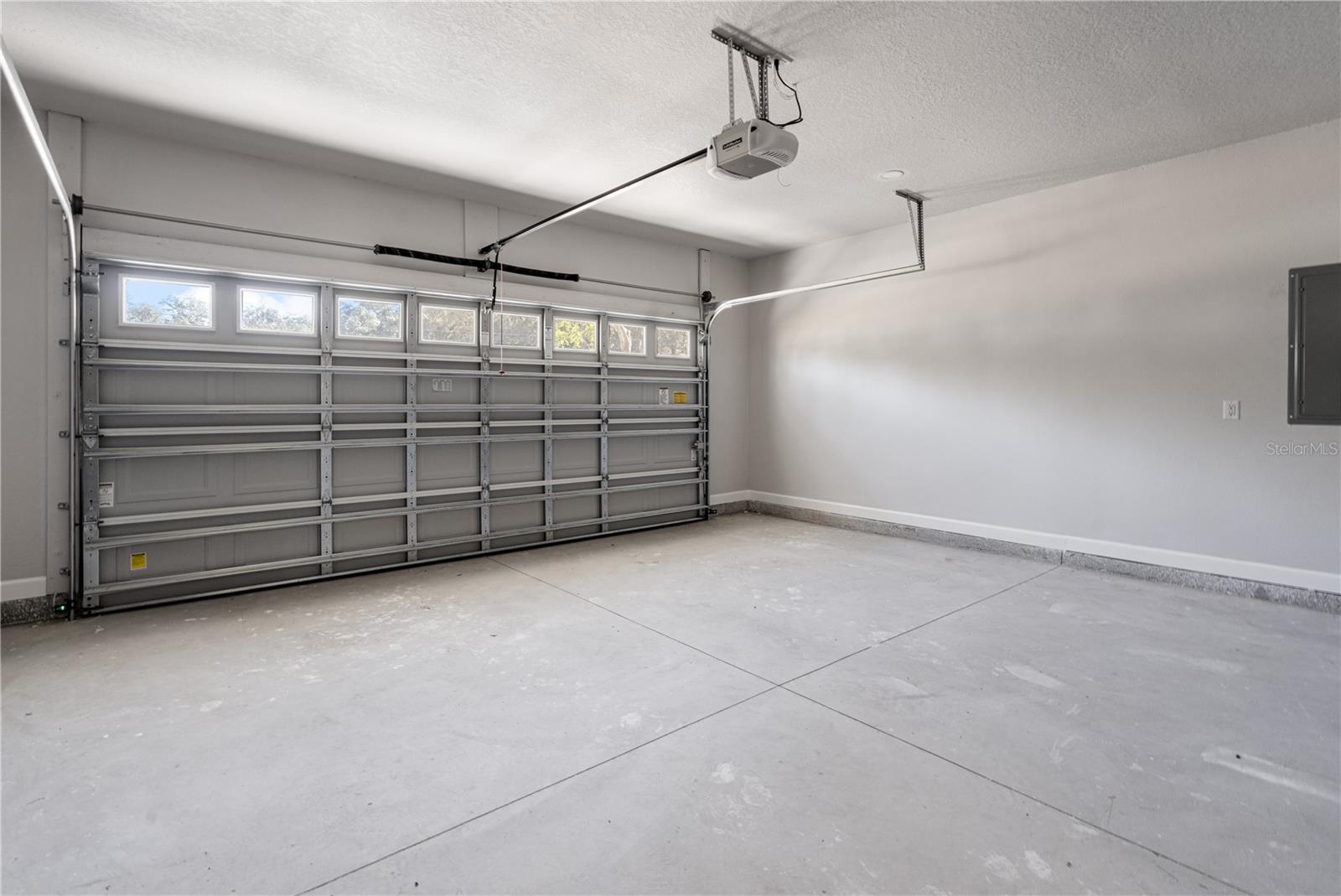 CHIEFLAND COUNTRY ESTATES - Residential