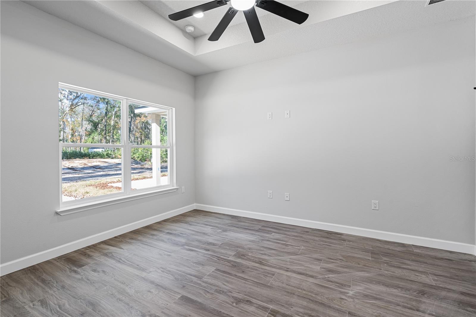 CHIEFLAND COUNTRY ESTATES - Residential