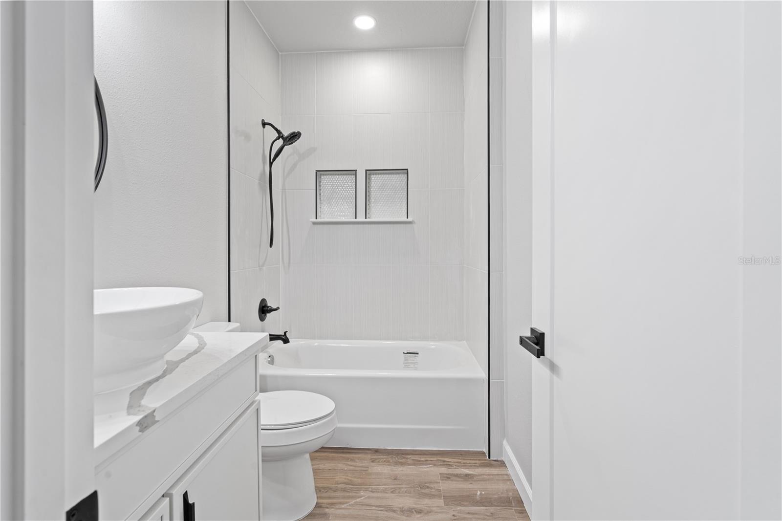 CHIEFLAND COUNTRY ESTATES - Residential