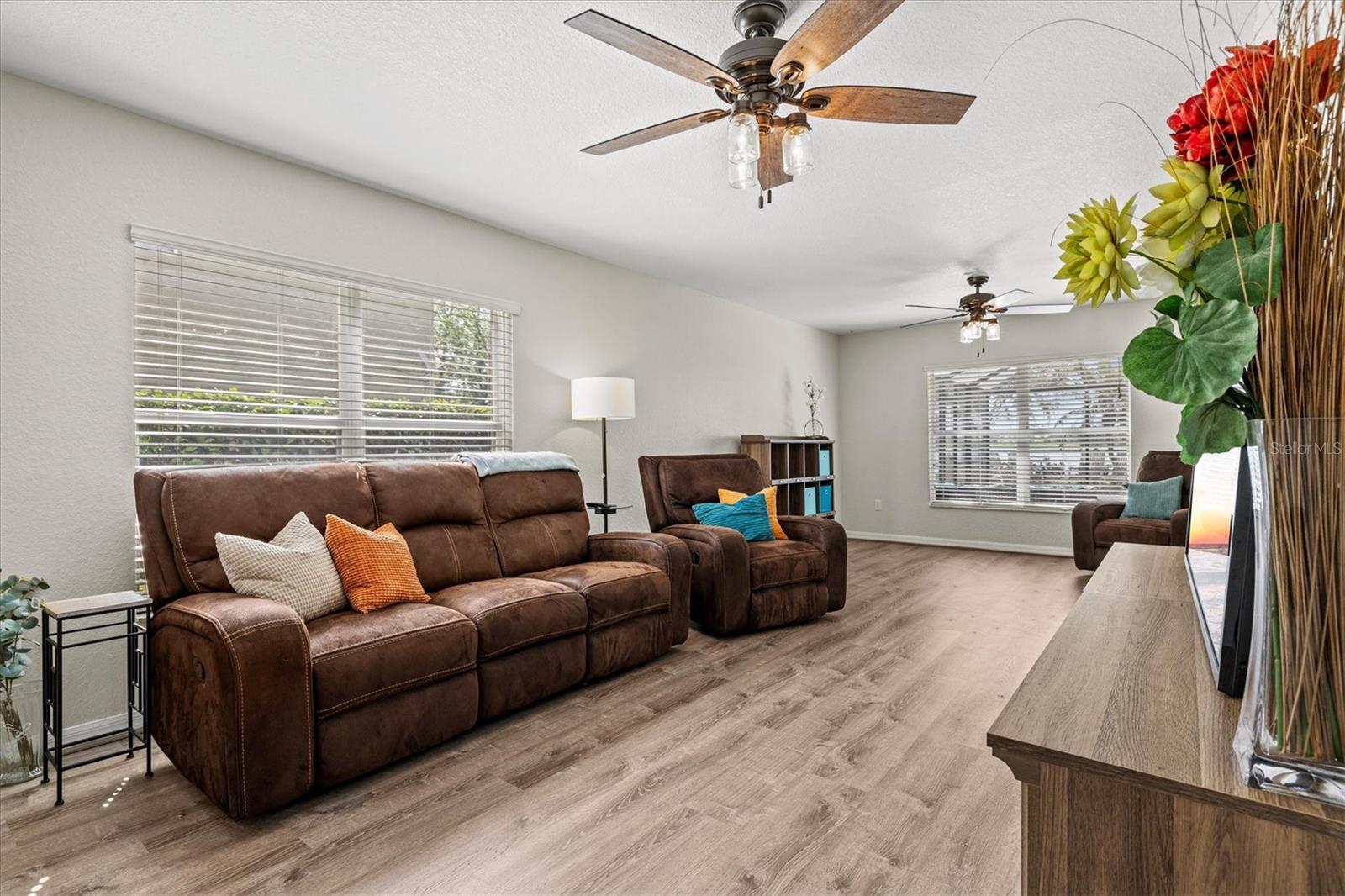 LIGHTHOUSE COVE AT HERITAGE HARBOUR UN 2 - Residential