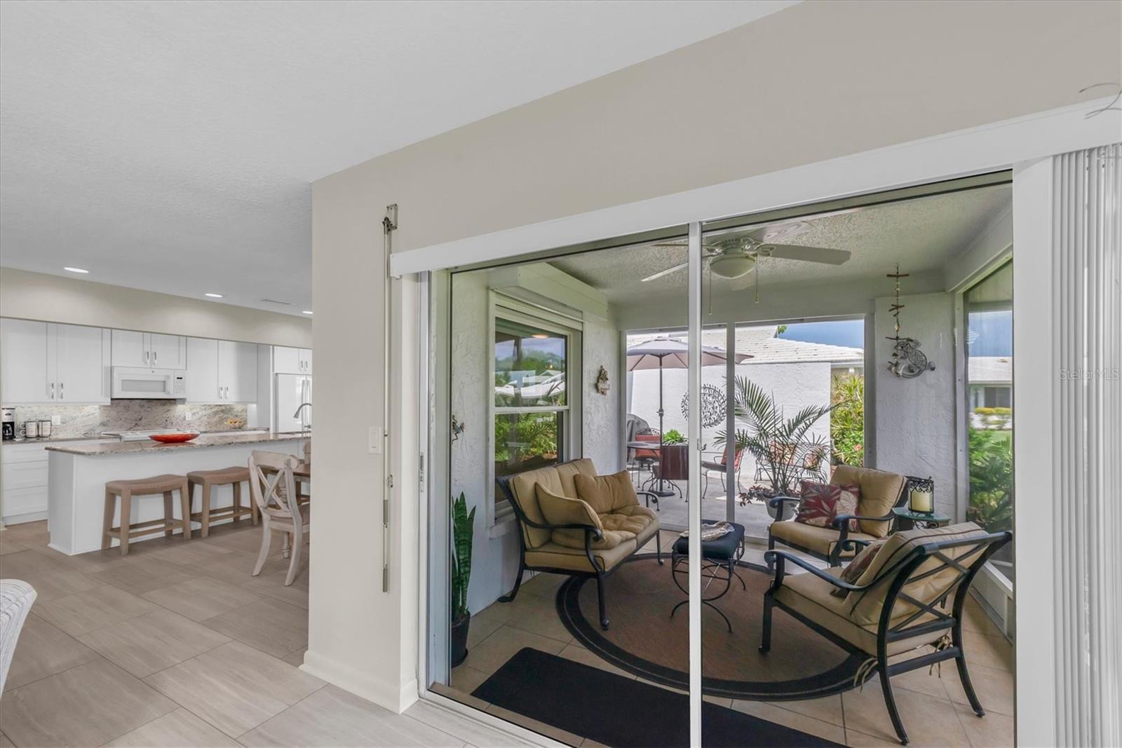 VILLAGE GREEN OF BRADENTON SEC 8 - Residential