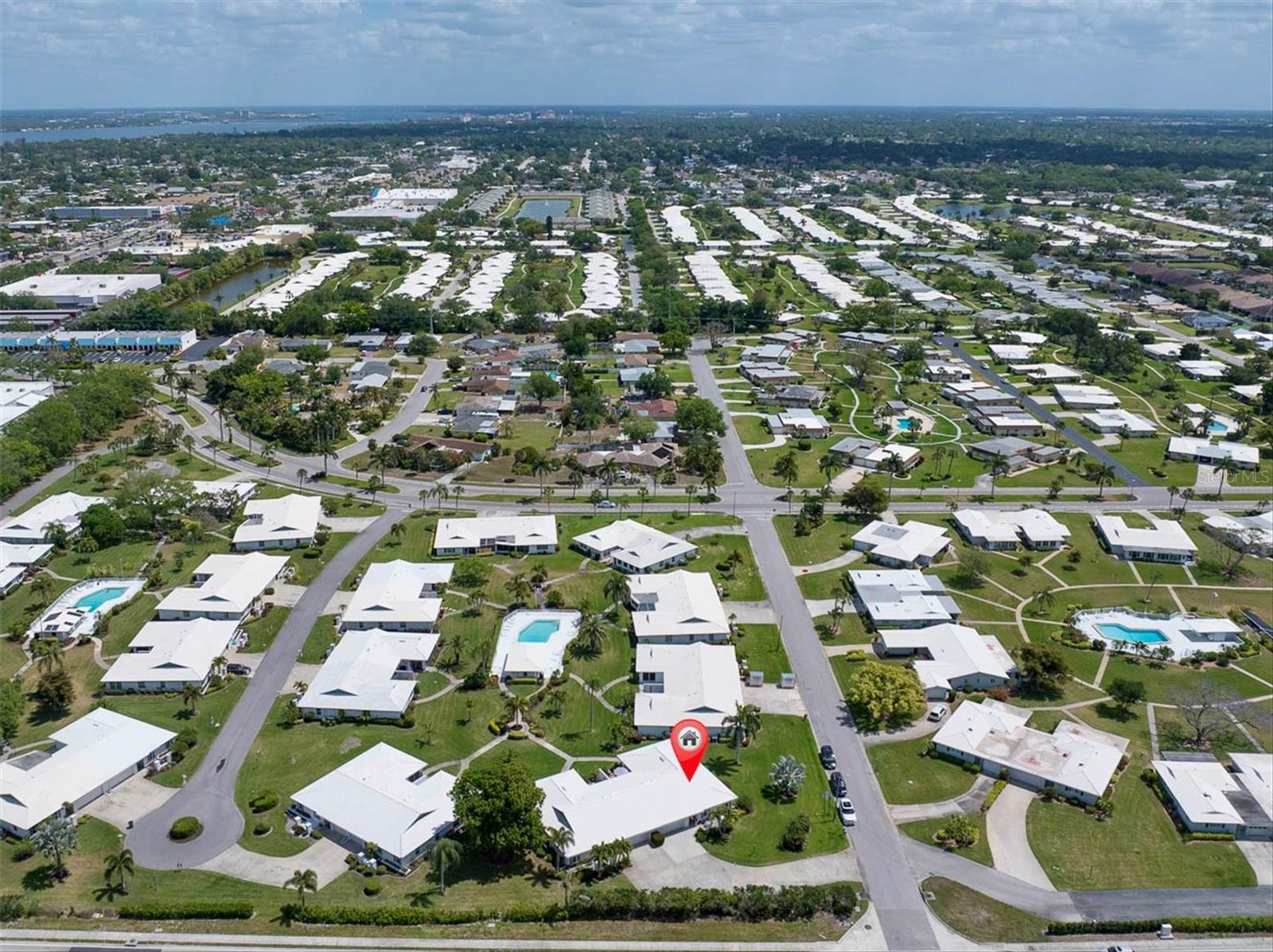 VILLAGE GREEN OF BRADENTON SEC 8 - Residential