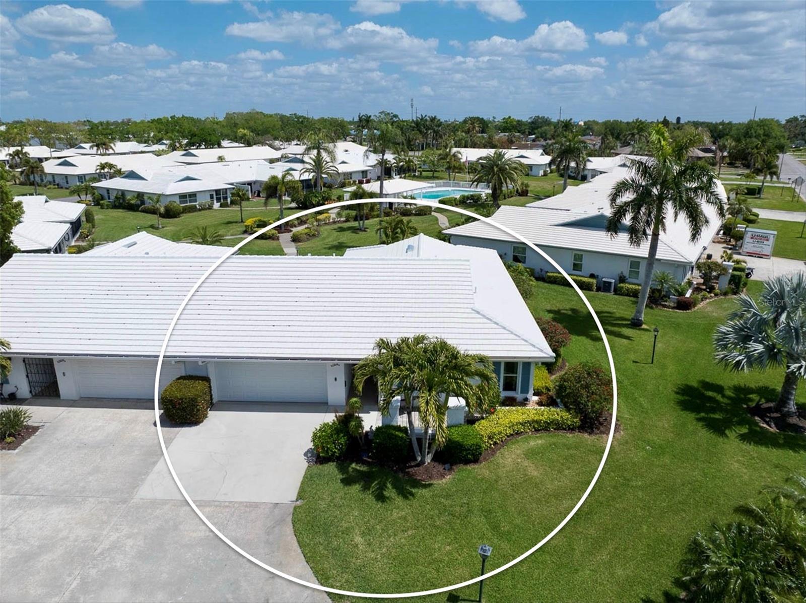 VILLAGE GREEN OF BRADENTON SEC 8 - Residential