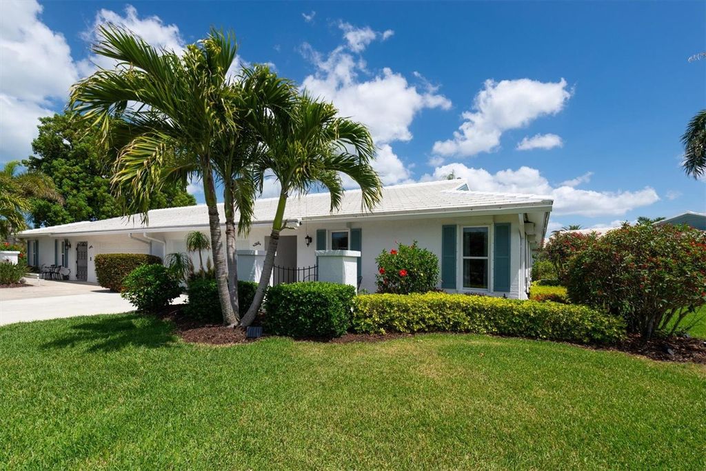 Photo of 7410 9th Avenue W #7410, Bradenton, FL 34209 (MLS # A4687918)