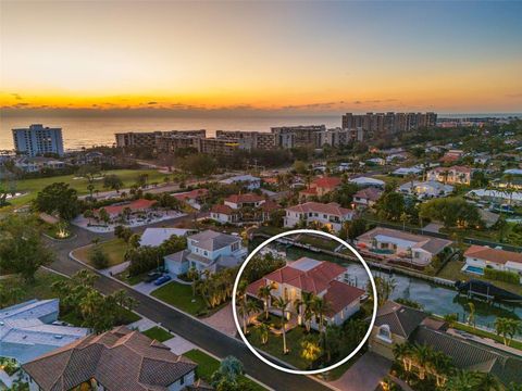 A home in LONGBOAT KEY