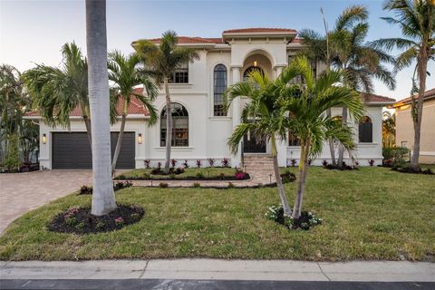 A home in LONGBOAT KEY