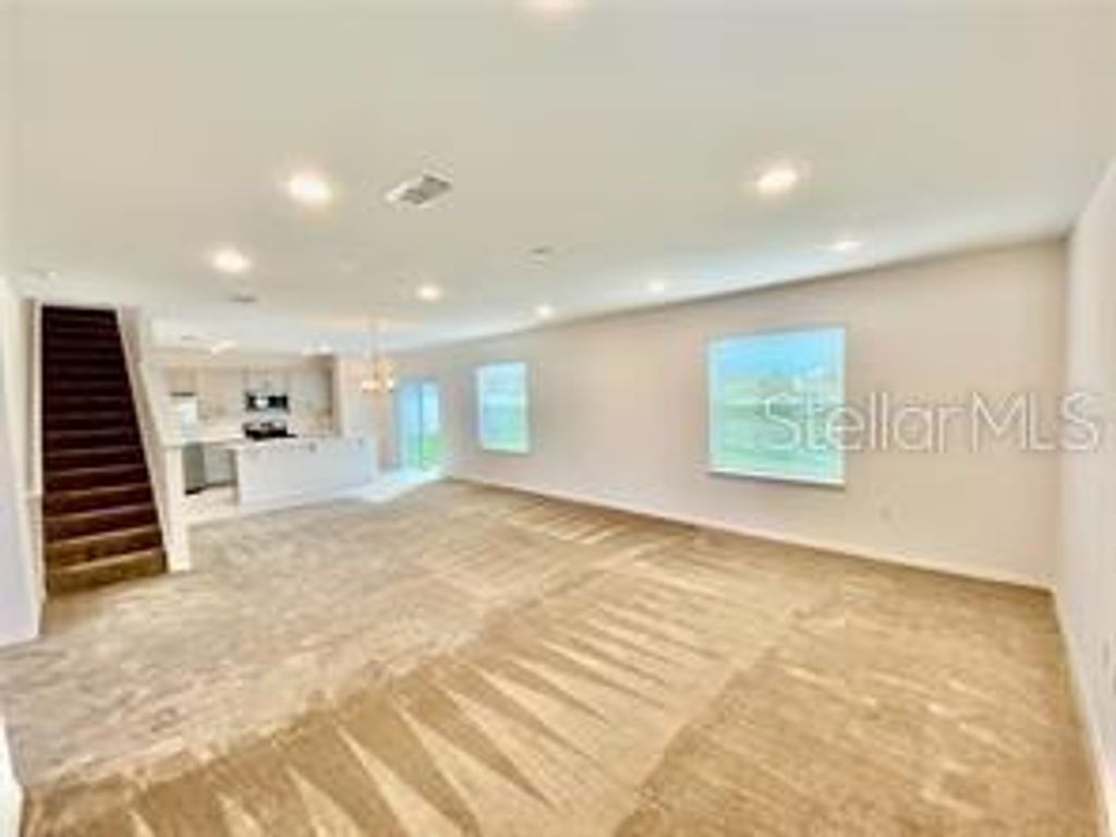 Photo of 999 Cumberland Drive, Poinciana, FL 34759 (MLS # G5111239)