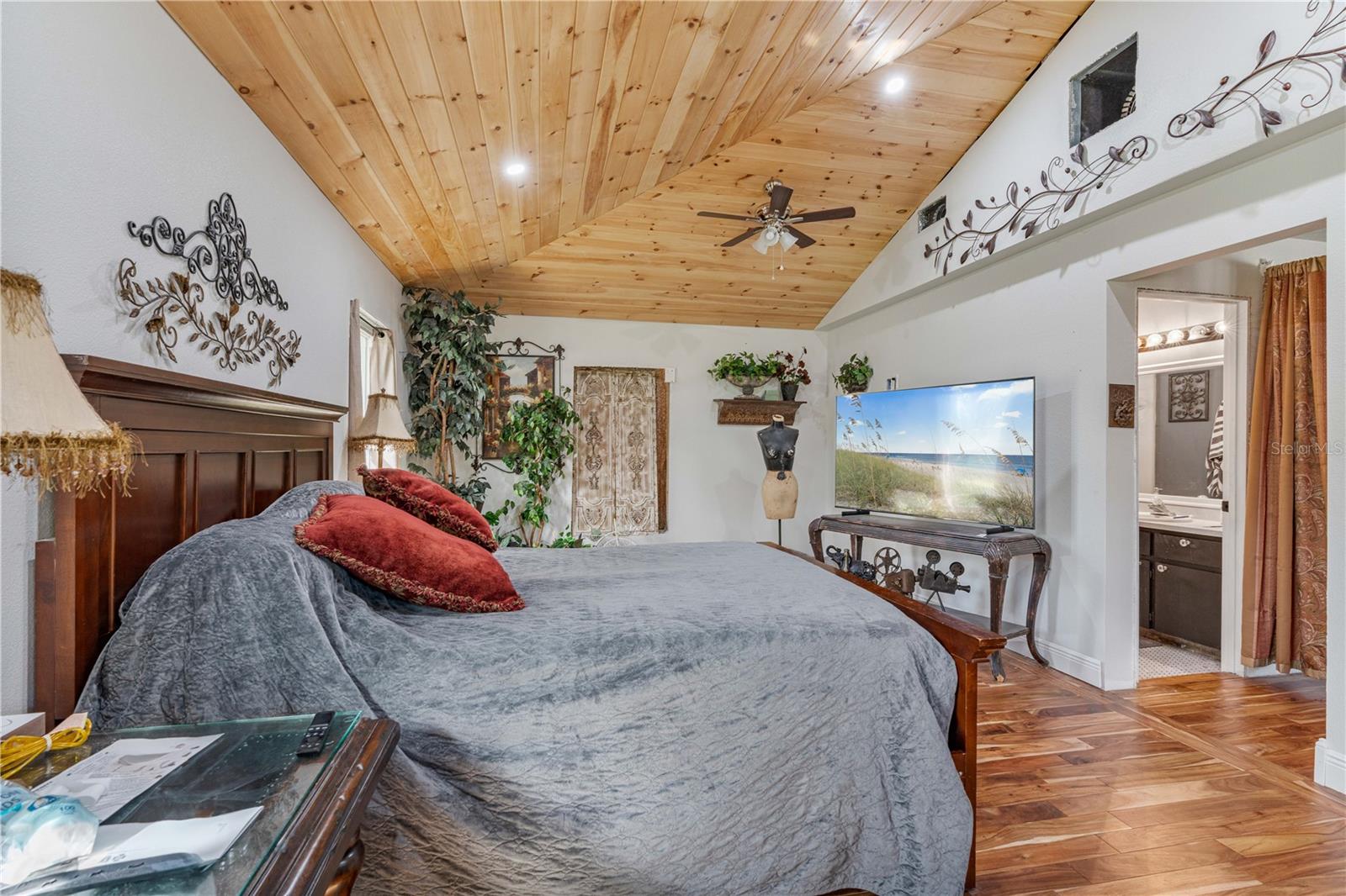 TURNBULL SHORES LTS 01-99 INC - Land