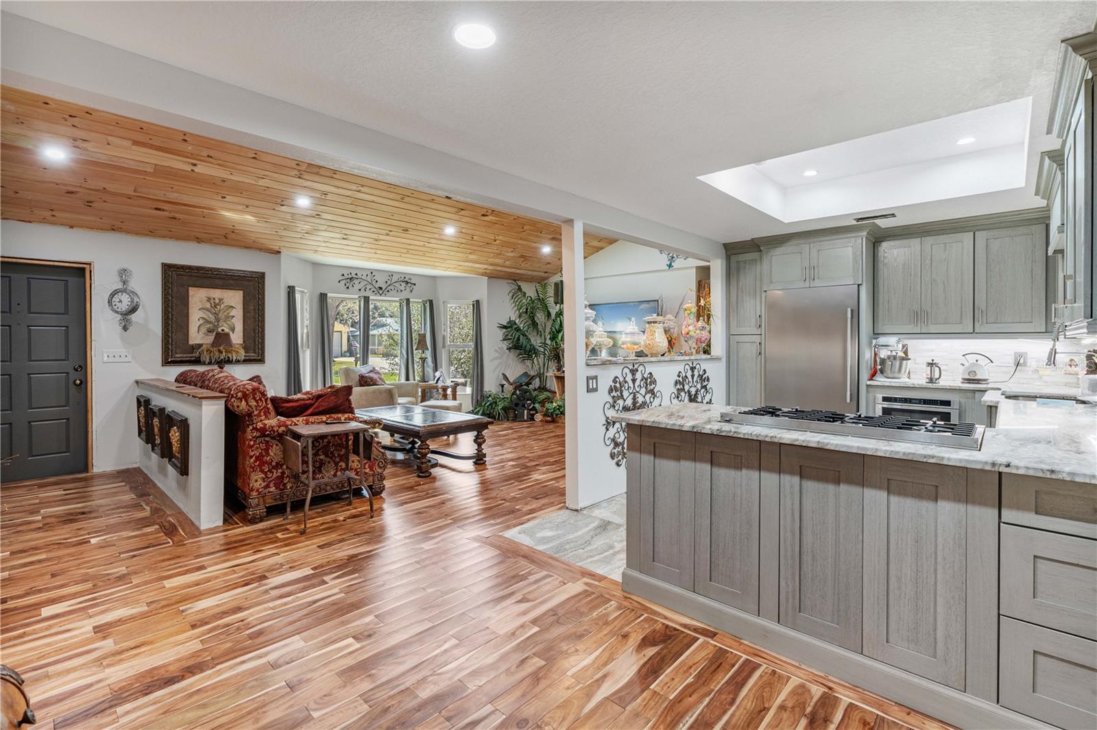 TURNBULL SHORES LTS 01-99 INC - Land