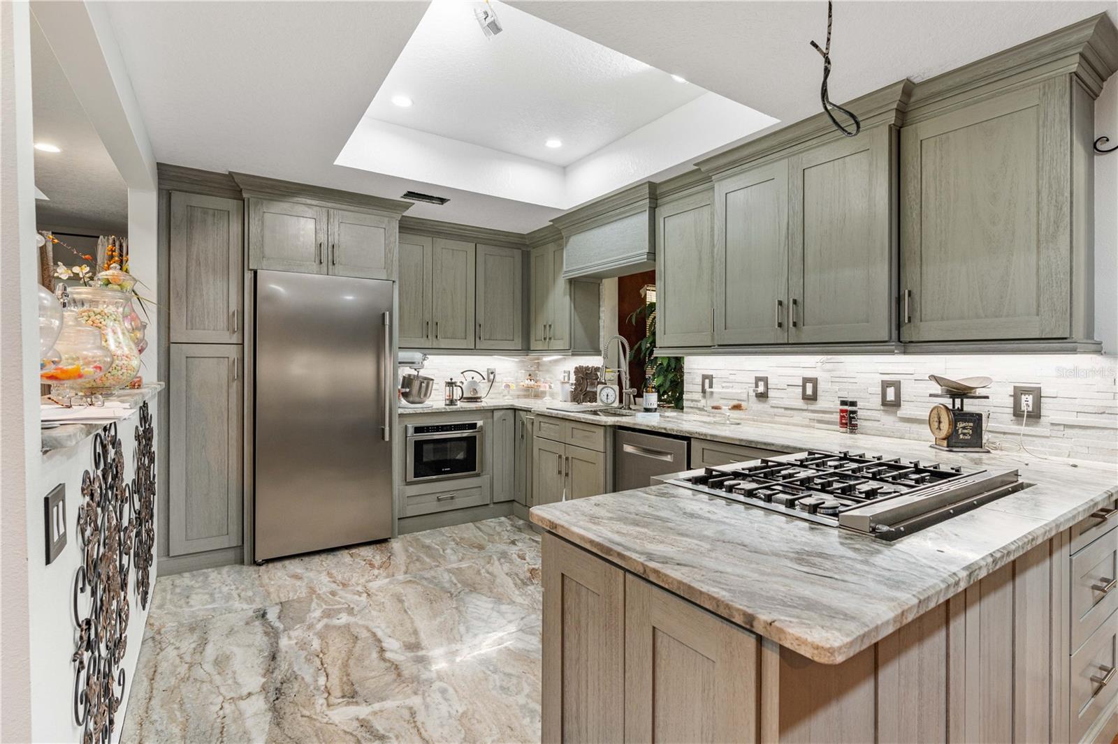 TURNBULL SHORES LTS 01-99 INC - Land