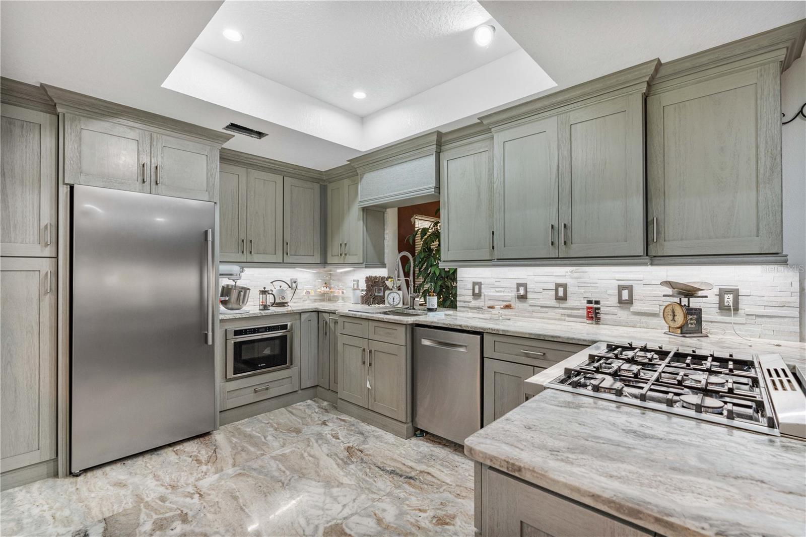 TURNBULL SHORES LTS 01-99 INC - Land