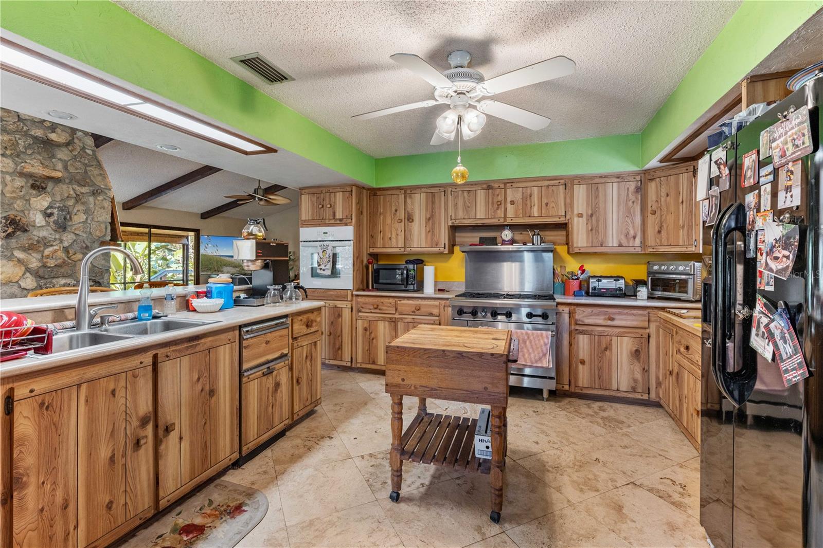 TURNBULL SHORES LTS 01-99 INC - Land