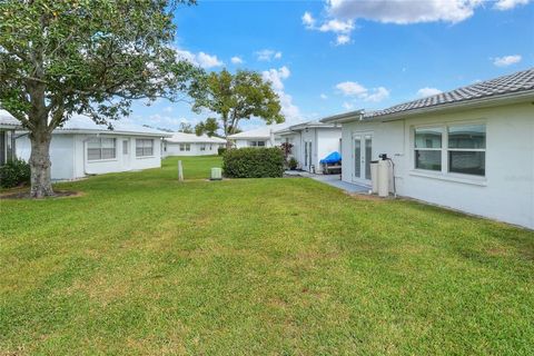 A home in LAKELAND