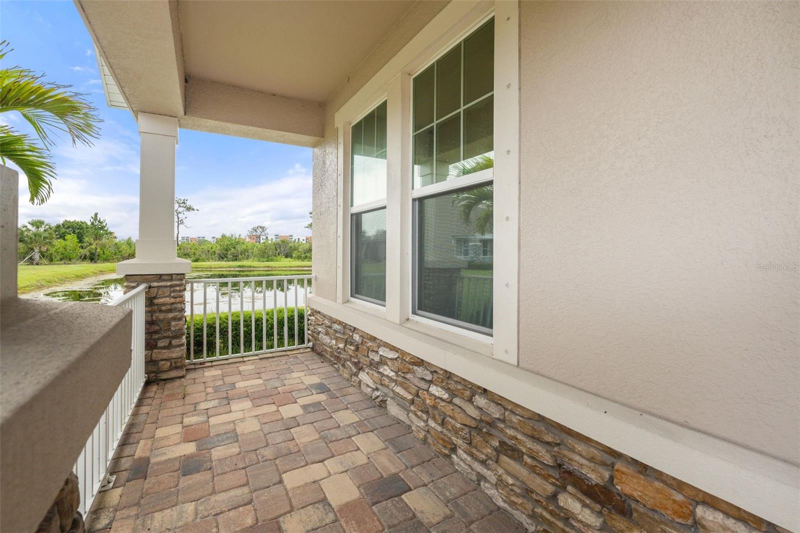 5240 BENTGRASS WAY