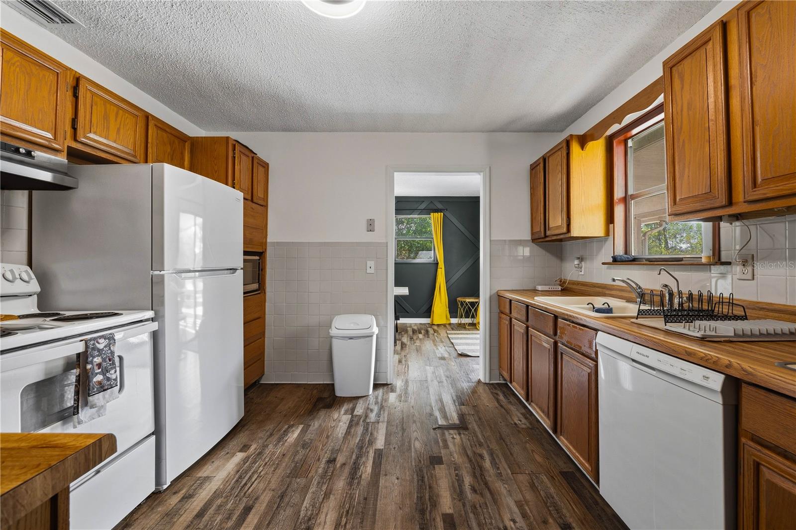 GREEN GRASS ACRES 2ND ADD - Residential