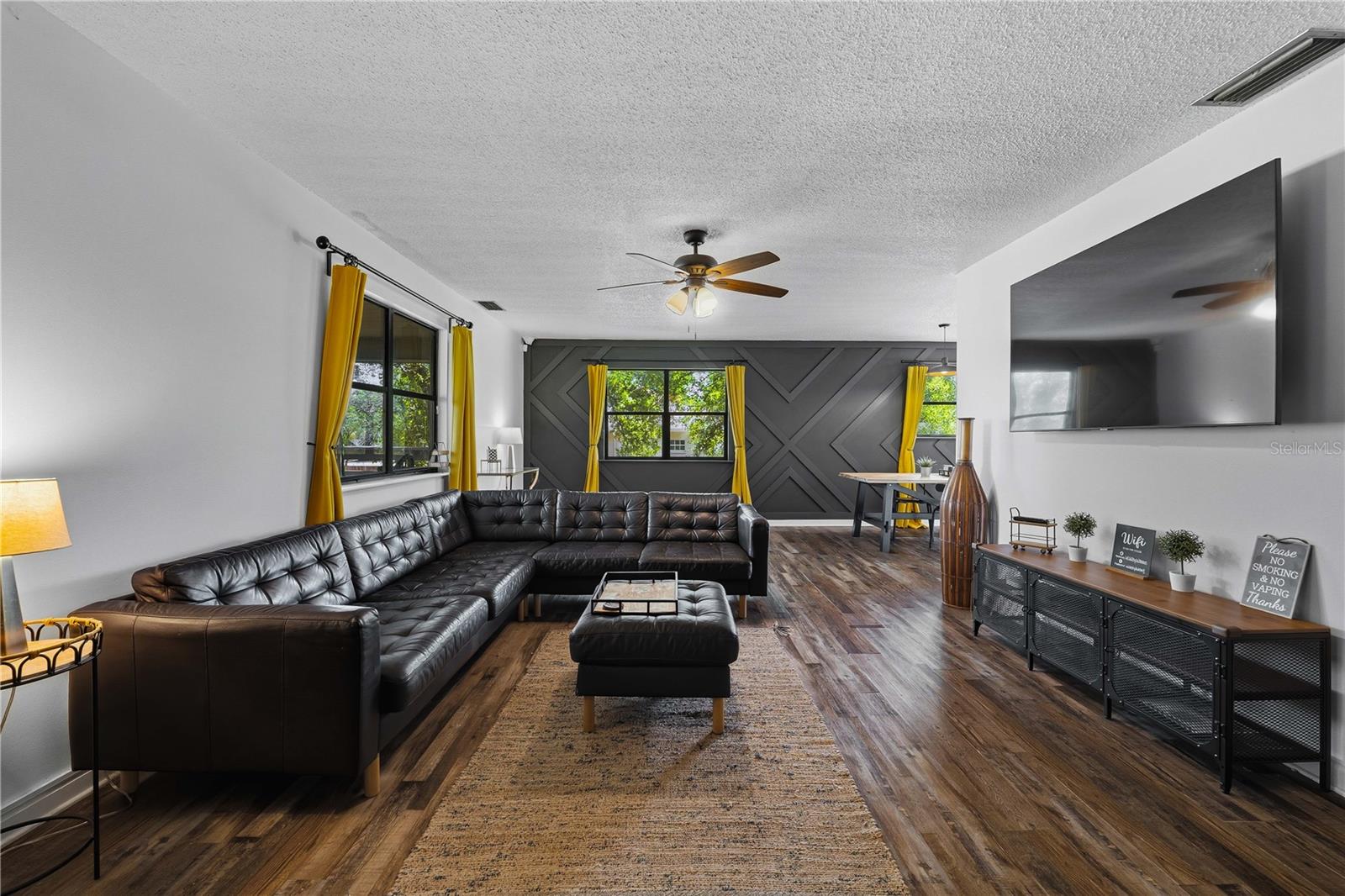 GREEN GRASS ACRES 2ND ADD - Residential