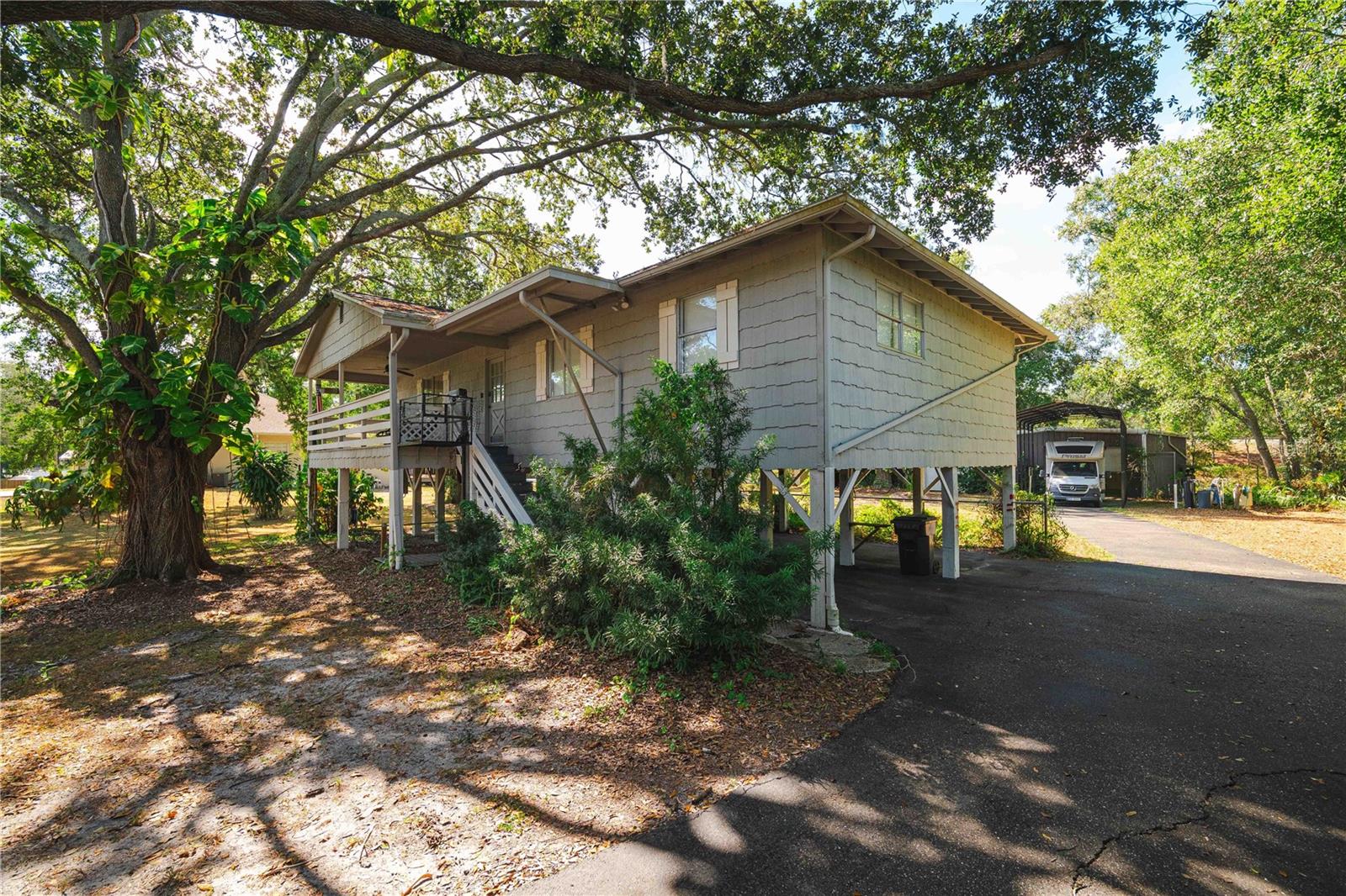 GREEN GRASS ACRES 2ND ADD - Residential