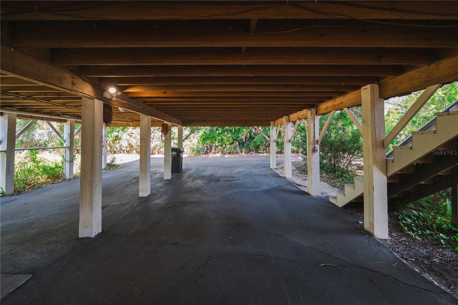 GREEN GRASS ACRES 2ND ADD - Residential