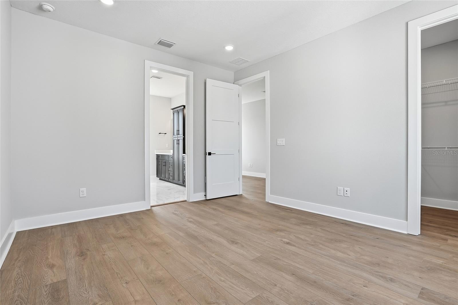 BLANC TOWNHOMES - Residential