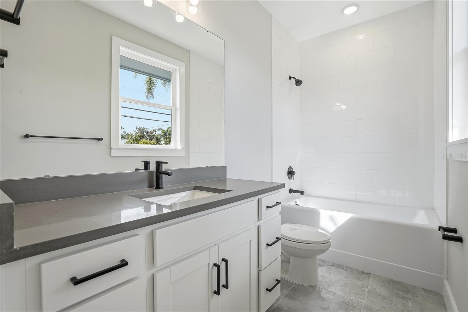 BLANC TOWNHOMES - Residential