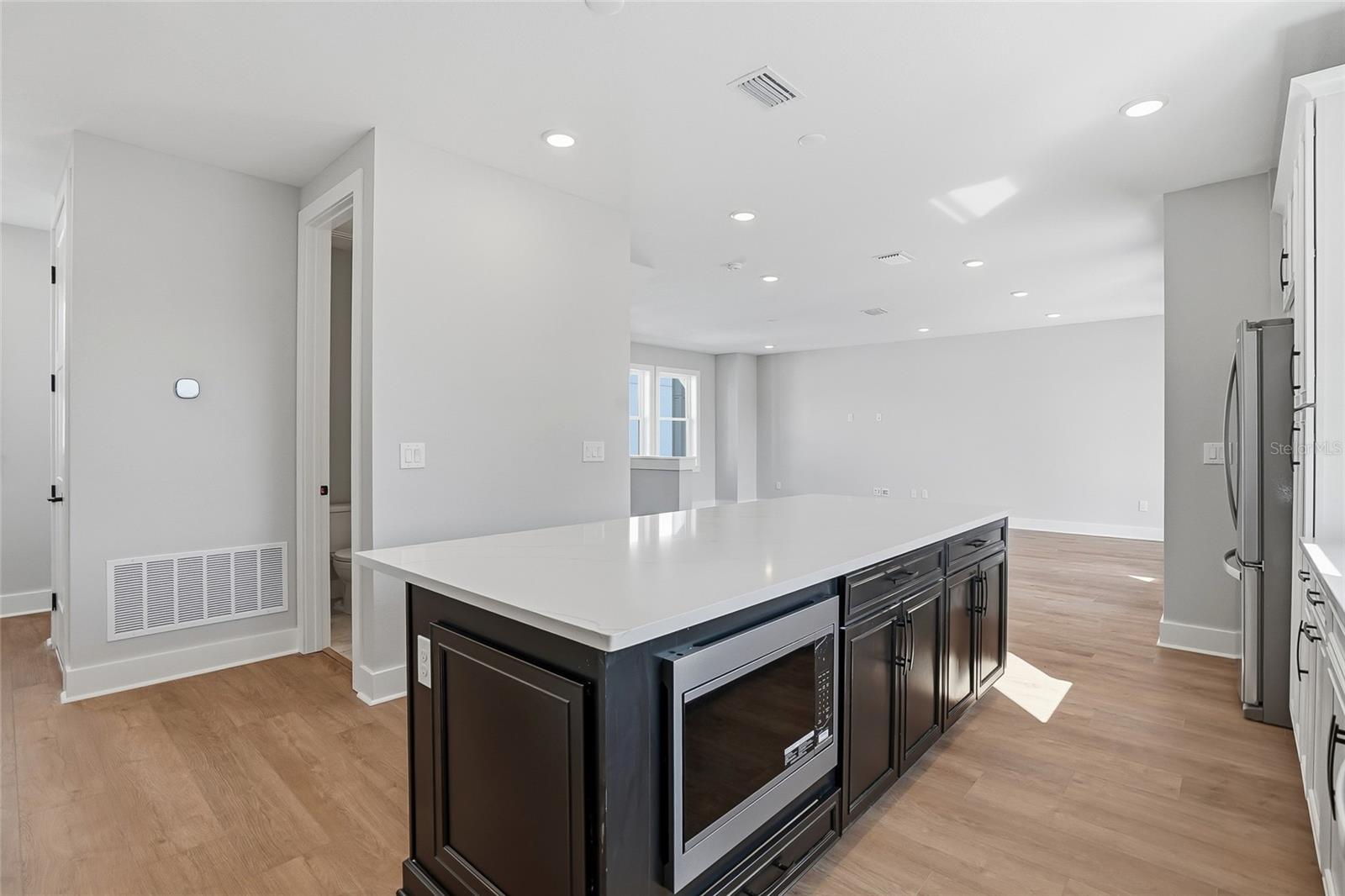 BLANC TOWNHOMES - Residential