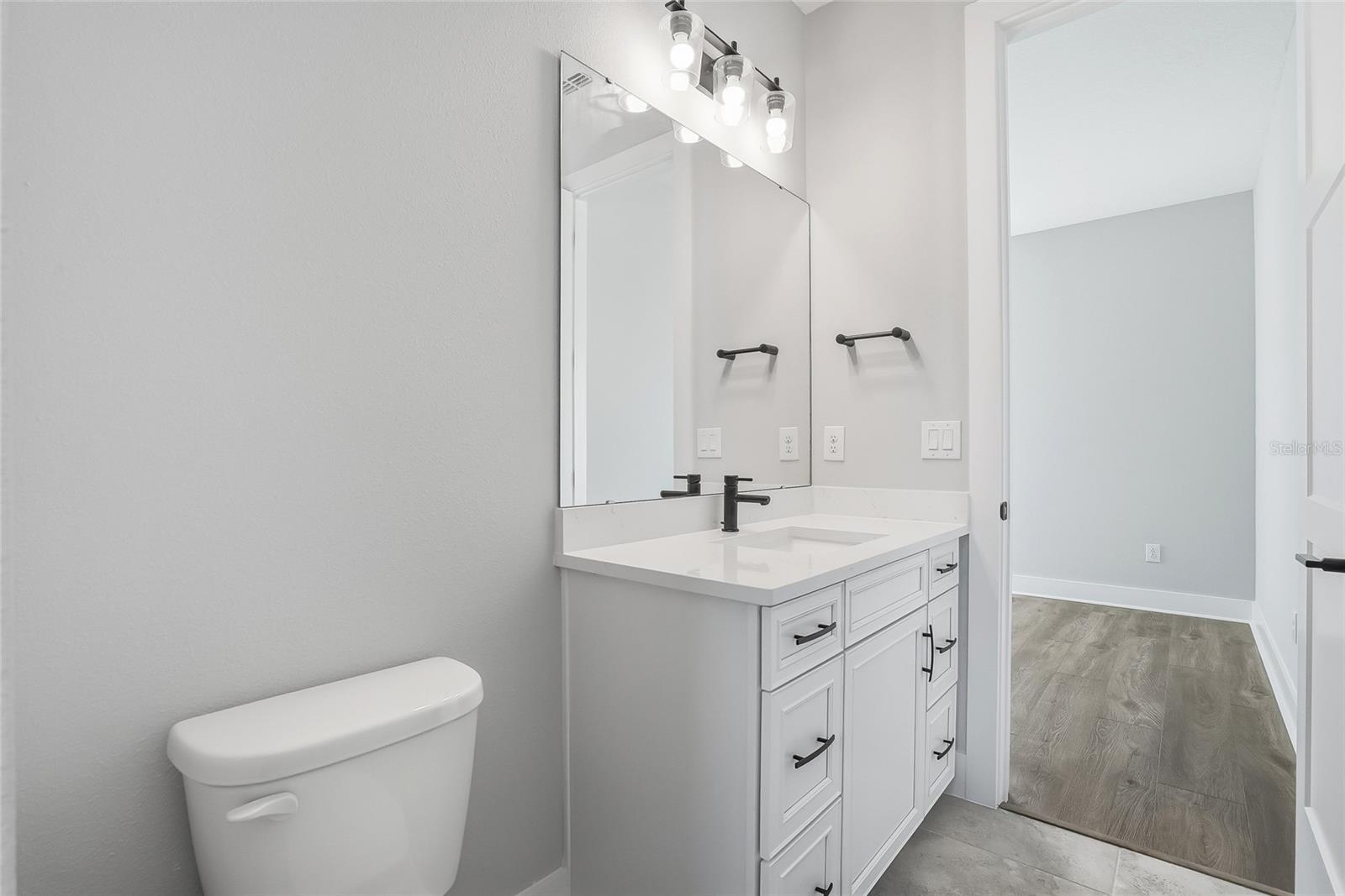 BLANC TOWNHOMES - Residential