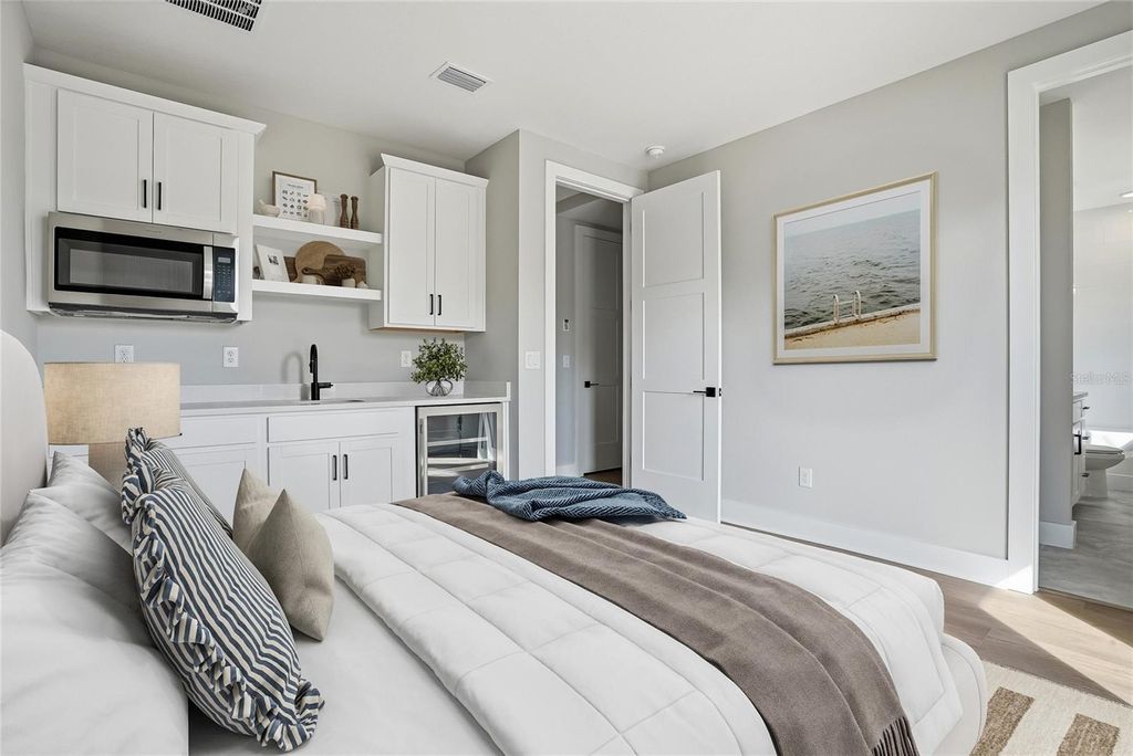 Photo of 3003 1st Avenue N, St Petersburg, FL 33713 (MLS # TB8489778)