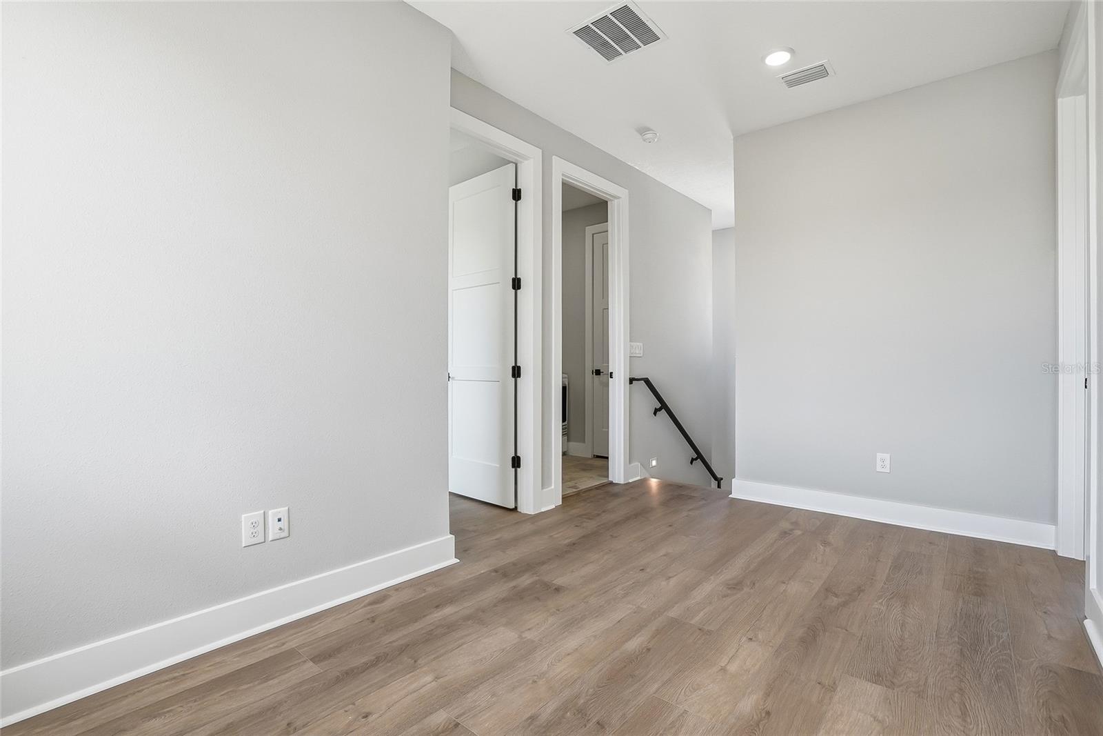 BLANC TOWNHOMES - Residential