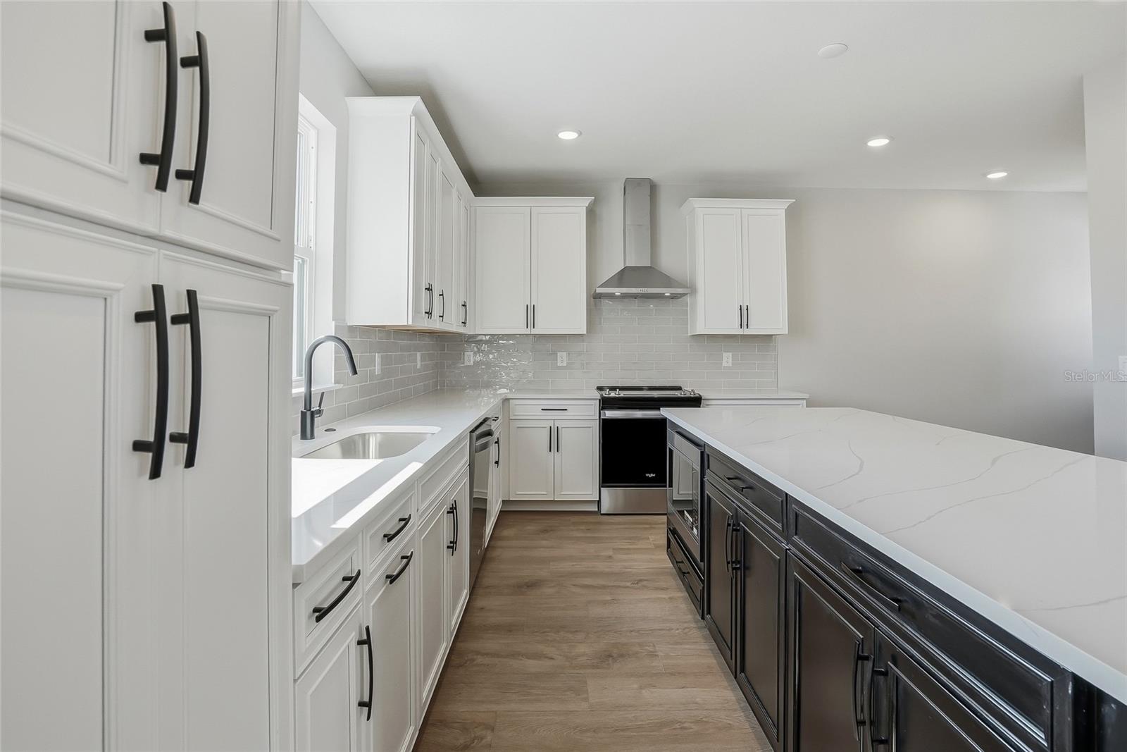 BLANC TOWNHOMES - Residential