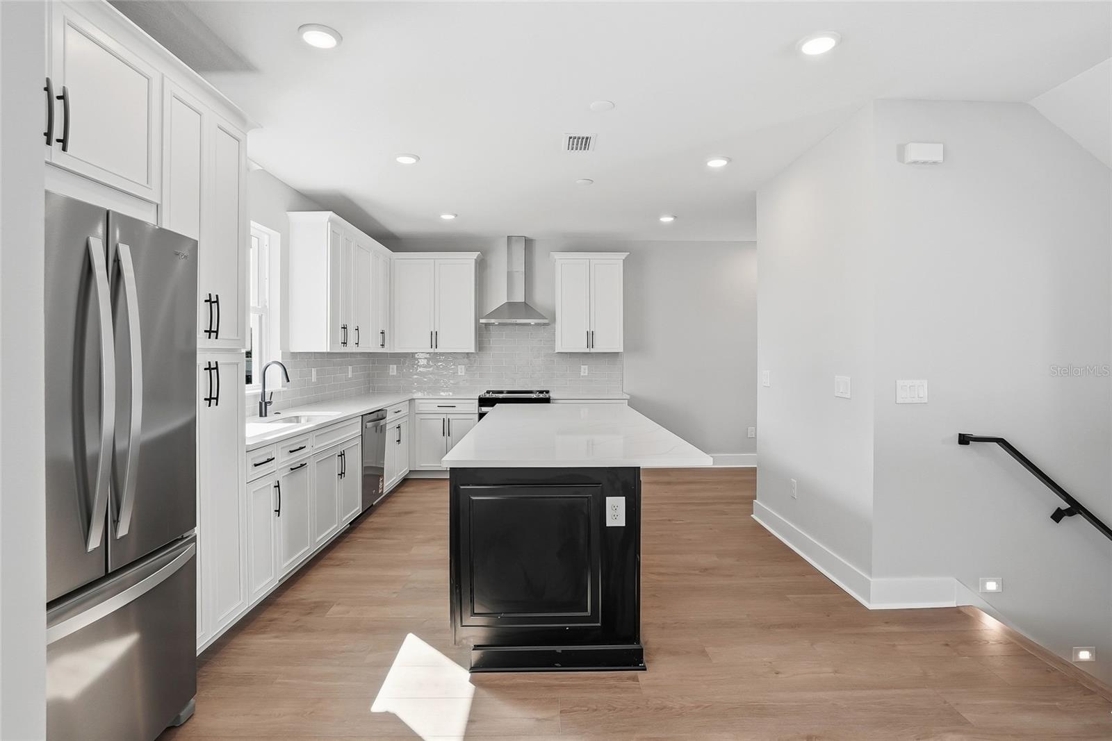 BLANC TOWNHOMES - Residential