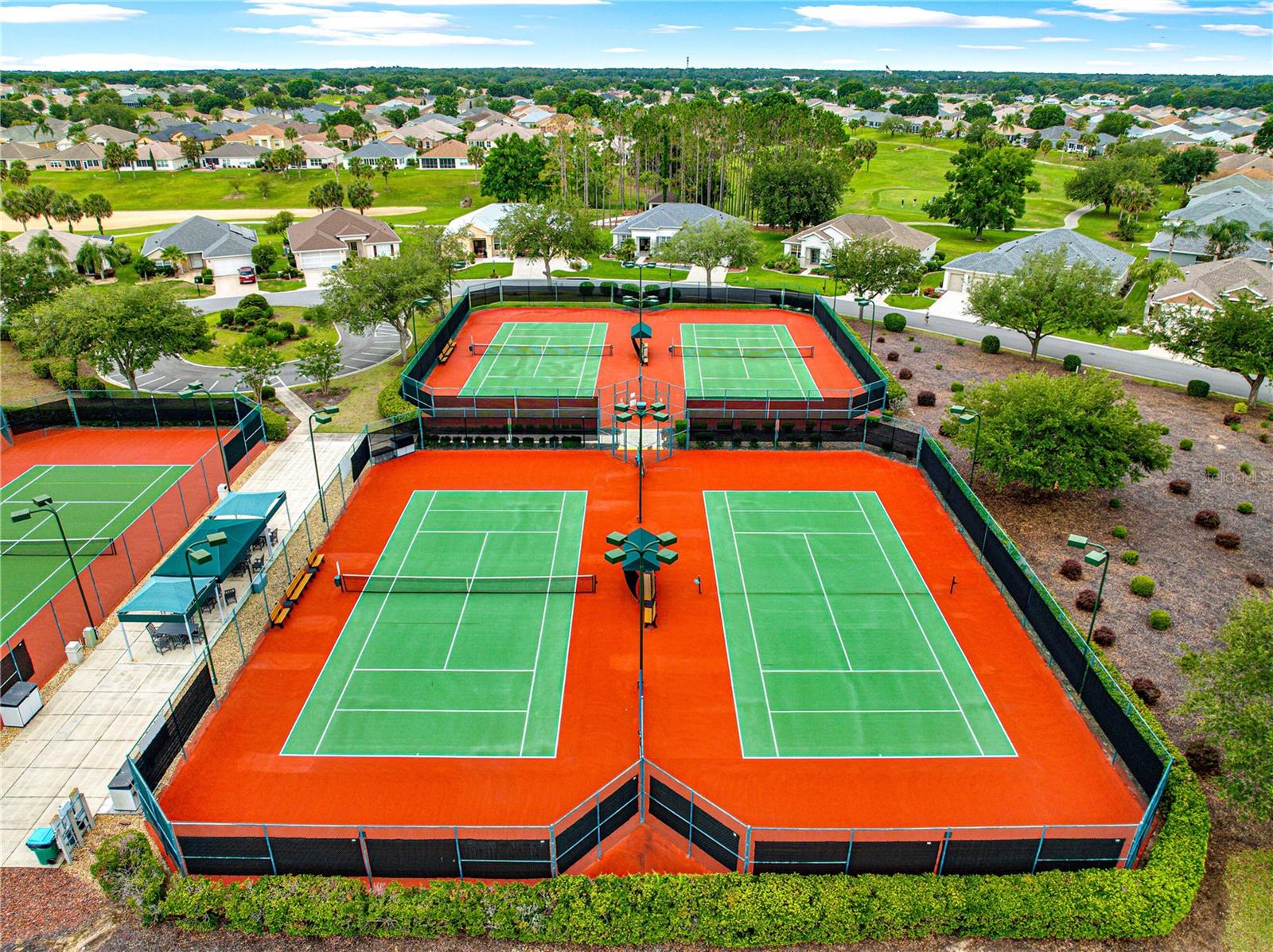 SPRUCE CREEK COUNTRY CLUB ECHO GLEN PH 01 - Residential