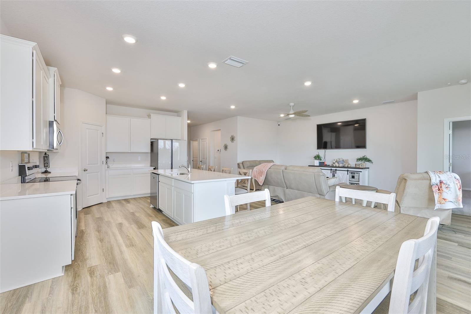 SILVERSTONE NORTH - Residential