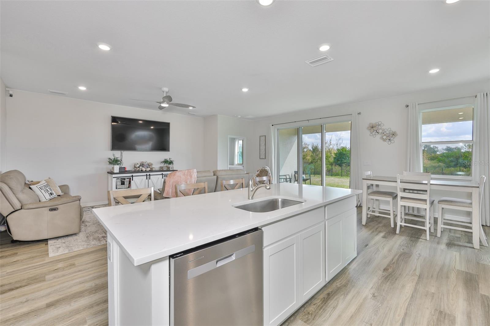 SILVERSTONE NORTH - Residential